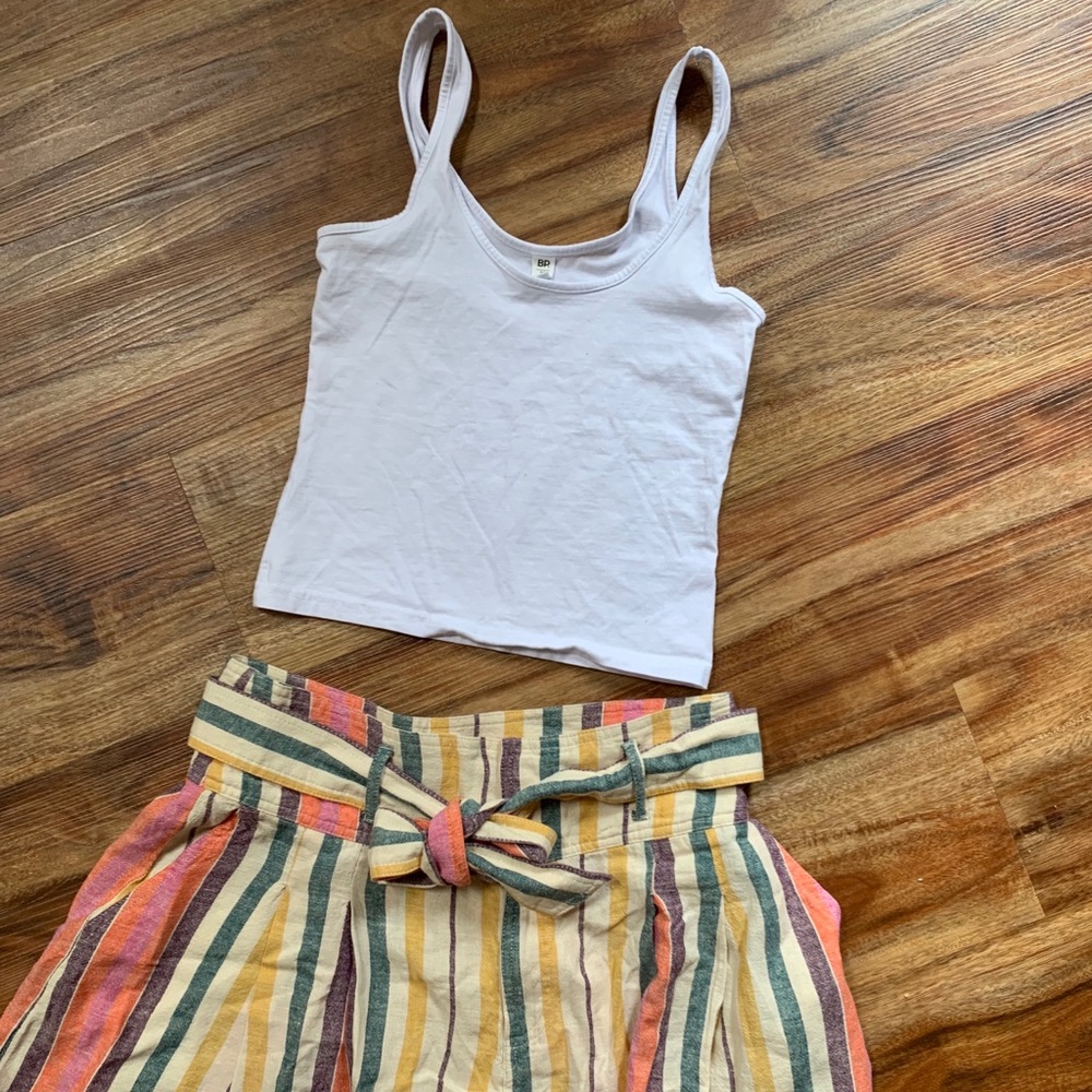 🌿🚨BP. White Summer Camisoles ✨
